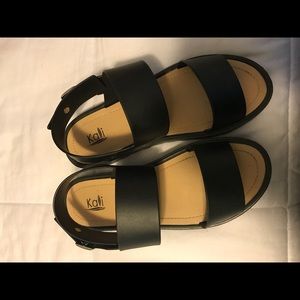 Kali sandals